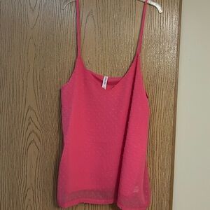Pink tank top